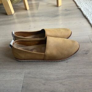 Sorel Ella Slip-on Suede Women's Flats